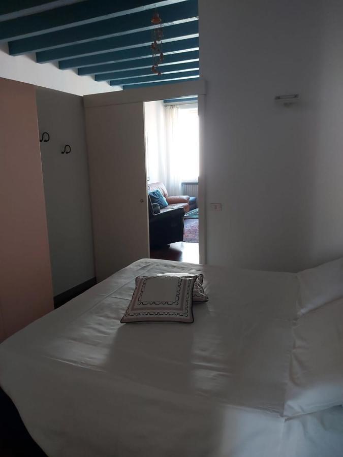 Appartement Gatto Bianco Bergamo 9 Extérieur photo
